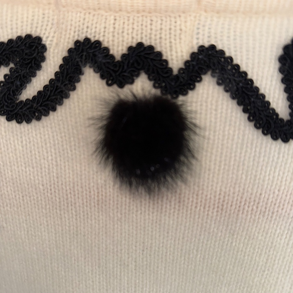 Magnolia Angora wool sweater - Picture 12 of 13